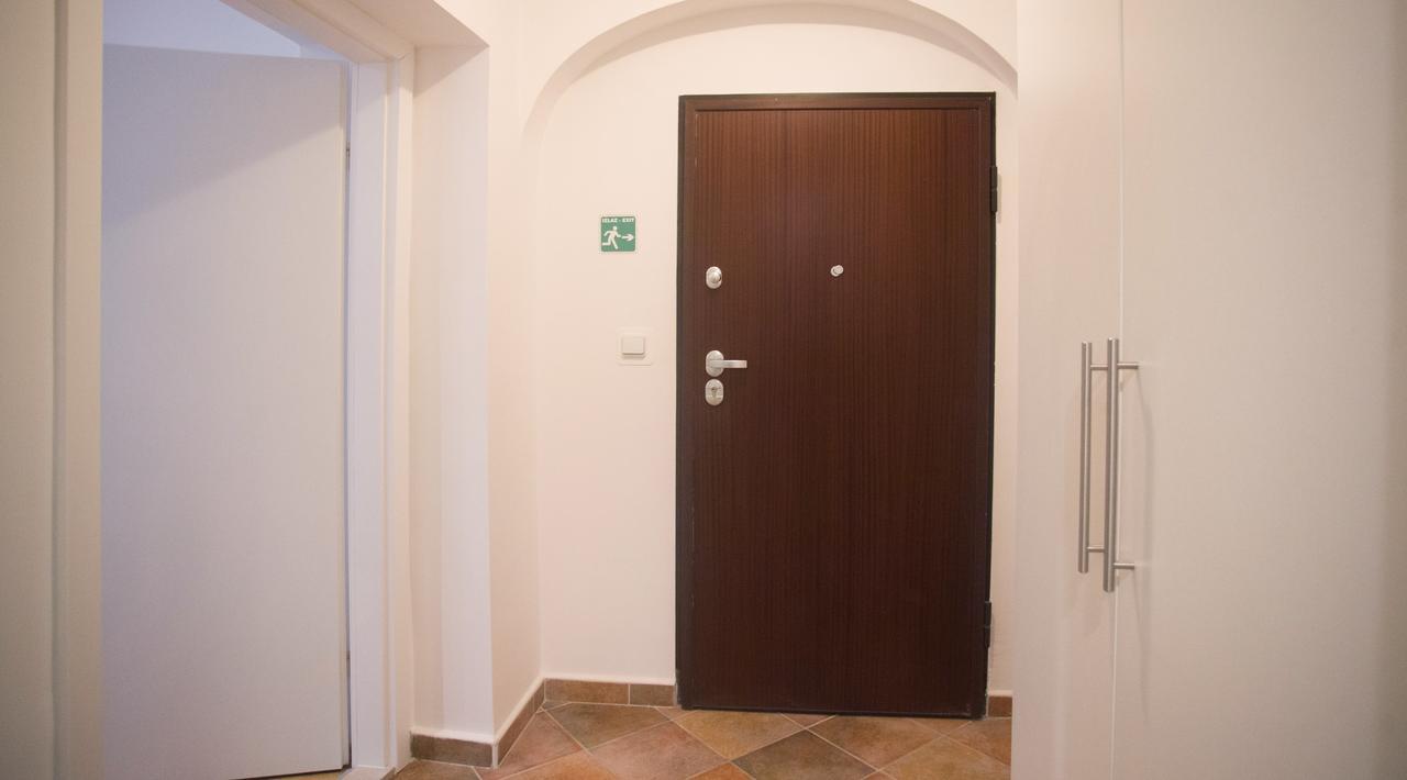 Apartment S&a *