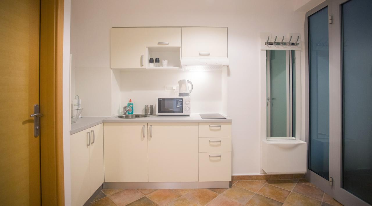 S&a Apartment